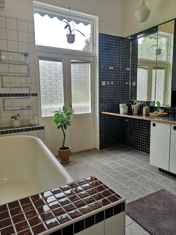 Disponentparken Cafe Och Bed & Breakfast Grangesberg ภายนอก รูปภาพ